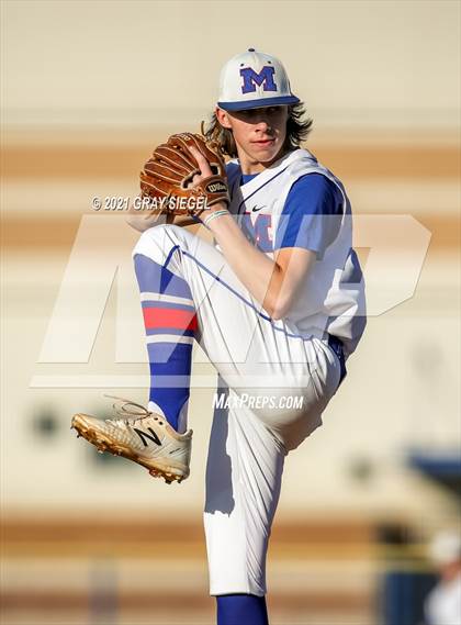 Thumbnail 2 in Moore @ Duncan photogallery.