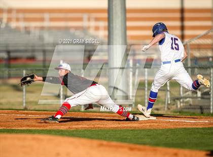 Thumbnail 2 in Moore @ Duncan photogallery.