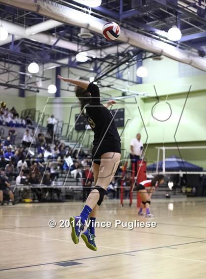Thumbnail 1 in Sylmar vs. Taft (CIF L.A.C.S. D2 Final) photogallery.