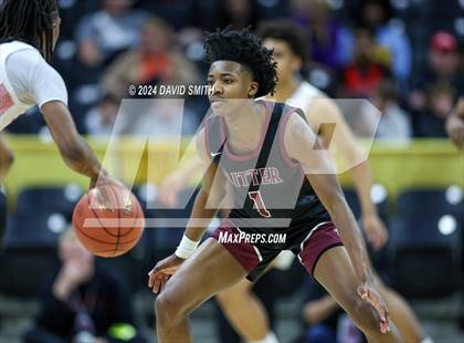 Thumbnail 3 in Cardinal Ritter College Prep vs. Chaminade (MSHSAA Class 6 Championship) photogallery.
