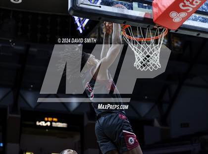 Thumbnail 1 in Cardinal Ritter College Prep vs. Chaminade (MSHSAA Class 6 Championship) photogallery.