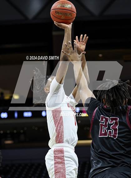 Thumbnail 1 in Cardinal Ritter College Prep vs. Chaminade (MSHSAA Class 6 Championship) photogallery.