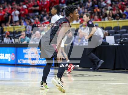 Thumbnail 2 in Cardinal Ritter College Prep vs. Chaminade (MSHSAA Class 6 Championship) photogallery.
