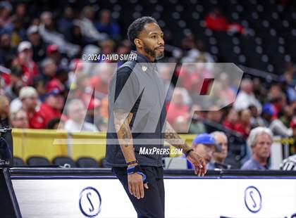 Thumbnail 1 in Cardinal Ritter College Prep vs. Chaminade (MSHSAA Class 6 Championship) photogallery.