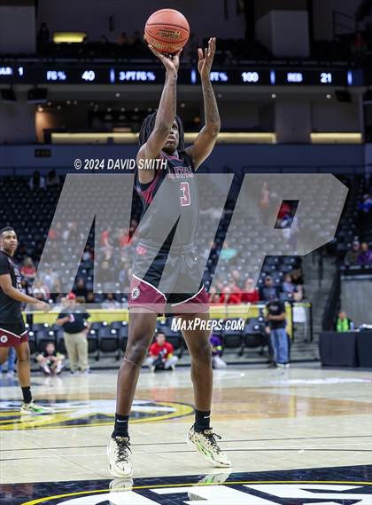 Thumbnail 2 in Cardinal Ritter College Prep vs. Chaminade (MSHSAA Class 6 Championship) photogallery.