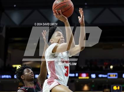 Thumbnail 2 in Cardinal Ritter College Prep vs. Chaminade (MSHSAA Class 6 Championship) photogallery.