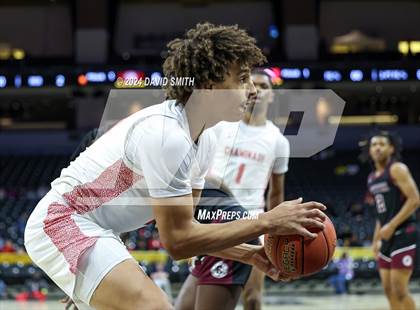 Thumbnail 1 in Cardinal Ritter College Prep vs. Chaminade (MSHSAA Class 6 Championship) photogallery.