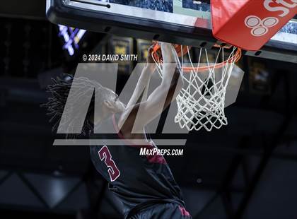 Thumbnail 2 in Cardinal Ritter College Prep vs. Chaminade (MSHSAA Class 6 Championship) photogallery.