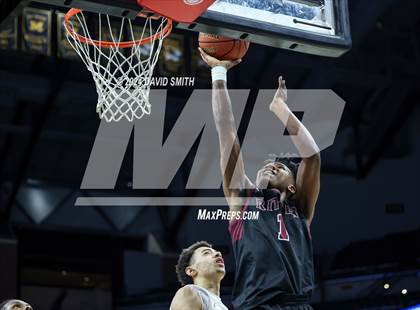 Thumbnail 1 in Cardinal Ritter College Prep vs. Chaminade (MSHSAA Class 6 Championship) photogallery.