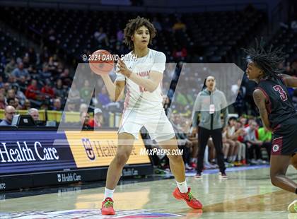 Thumbnail 2 in Cardinal Ritter College Prep vs. Chaminade (MSHSAA Class 6 Championship) photogallery.