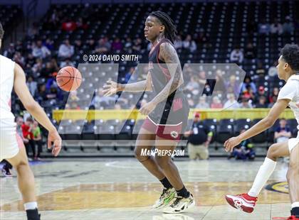 Thumbnail 2 in Cardinal Ritter College Prep vs. Chaminade (MSHSAA Class 6 Championship) photogallery.