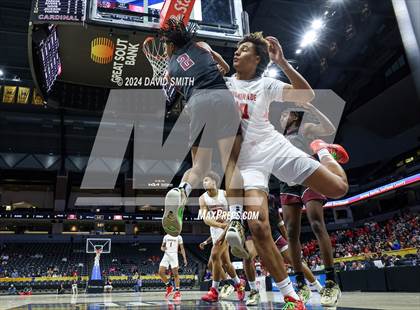 Thumbnail 2 in Cardinal Ritter College Prep vs. Chaminade (MSHSAA Class 6 Championship) photogallery.