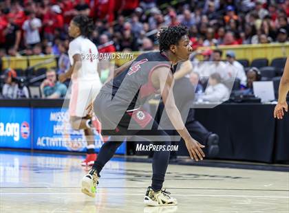 Thumbnail 3 in Cardinal Ritter College Prep vs. Chaminade (MSHSAA Class 6 Championship) photogallery.