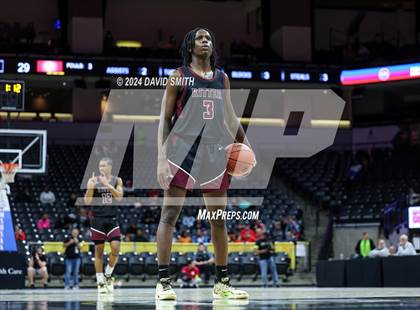Thumbnail 3 in Cardinal Ritter College Prep vs. Chaminade (MSHSAA Class 6 Championship) photogallery.