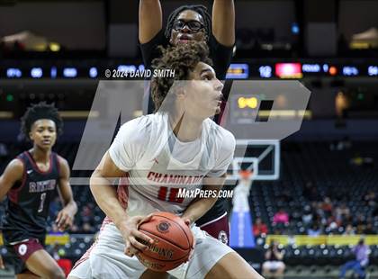 Thumbnail 2 in Cardinal Ritter College Prep vs. Chaminade (MSHSAA Class 6 Championship) photogallery.