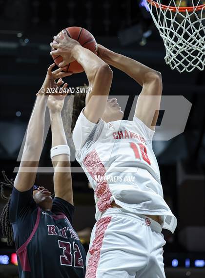Thumbnail 1 in Cardinal Ritter College Prep vs. Chaminade (MSHSAA Class 6 Championship) photogallery.