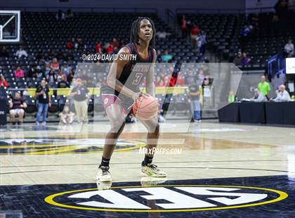 Thumbnail 3 in Cardinal Ritter College Prep vs. Chaminade (MSHSAA Class 6 Championship) photogallery.