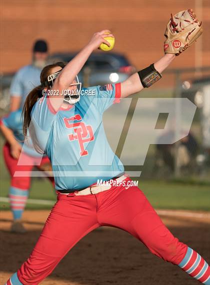 Thumbnail 1 in DeSoto Central vs. South Panola photogallery.