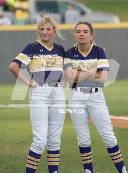 Thumbnail 3 in DeSoto Central vs. South Panola photogallery.