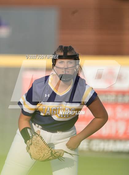 Thumbnail 2 in DeSoto Central vs. South Panola photogallery.