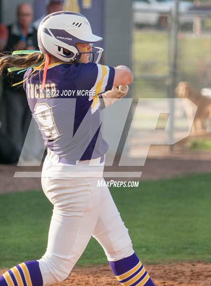 Thumbnail 1 in DeSoto Central vs. South Panola photogallery.