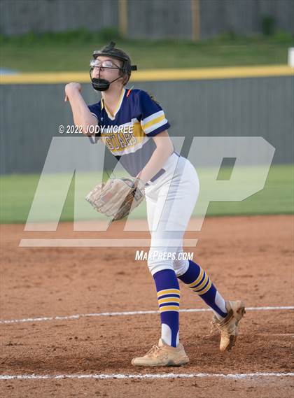 Thumbnail 2 in DeSoto Central vs. South Panola photogallery.