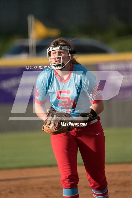 Thumbnail 3 in DeSoto Central vs. South Panola photogallery.