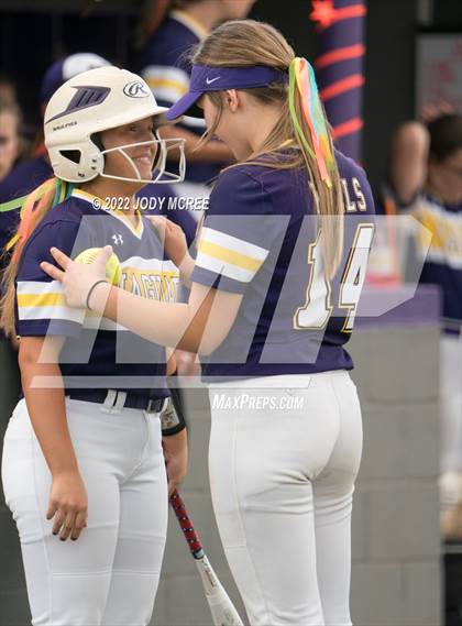 Thumbnail 3 in DeSoto Central vs. South Panola photogallery.