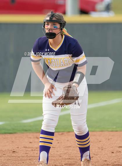 Thumbnail 2 in DeSoto Central vs. South Panola photogallery.