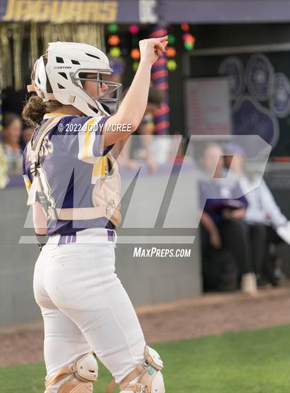 Thumbnail 1 in DeSoto Central vs. South Panola photogallery.