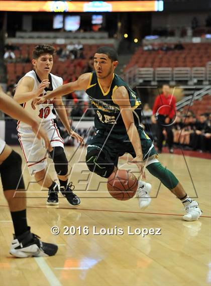 Thumbnail 2 in Edison vs. Ayala (CIF SS 2AA Final) photogallery.