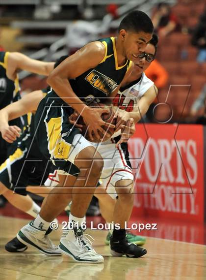 Thumbnail 2 in Edison vs. Ayala (CIF SS 2AA Final) photogallery.