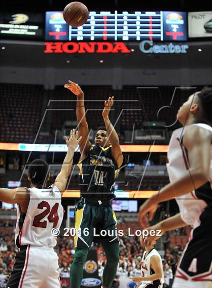 Thumbnail 1 in Edison vs. Ayala (CIF SS 2AA Final) photogallery.