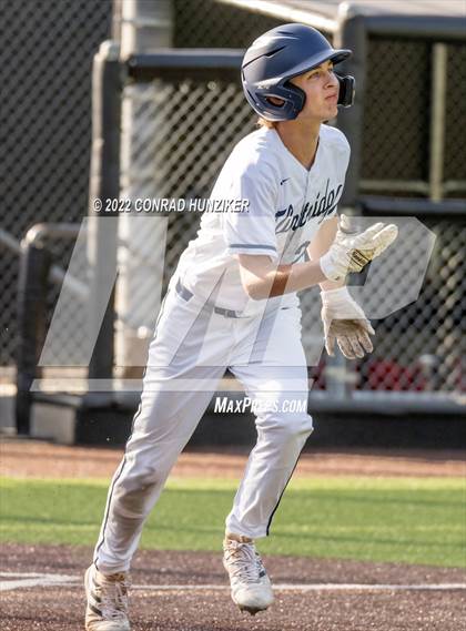 Thumbnail 2 in Marshall @ Flintridge Prep photogallery.