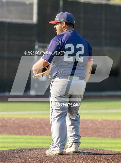 Thumbnail 2 in Marshall @ Flintridge Prep photogallery.