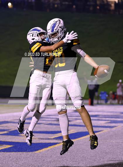 Thumbnail 1 in Lassiter @ Etowah photogallery.