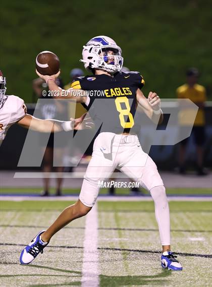 Thumbnail 1 in Lassiter @ Etowah photogallery.