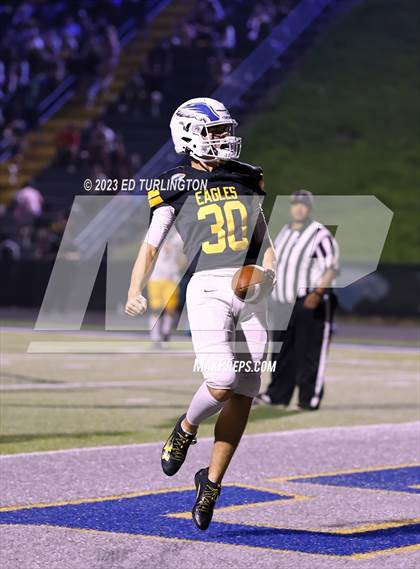 Thumbnail 3 in Lassiter @ Etowah photogallery.