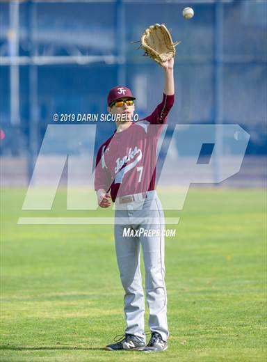 null - Photo 01