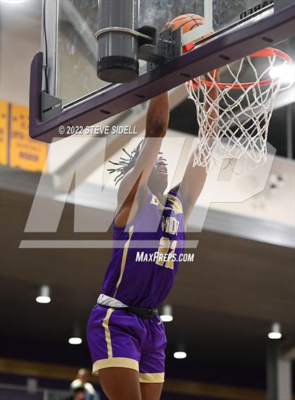 Thumbnail 1 in Notre Dame Prep vs. Oakland Tech (The Holiday Classic 2022) photogallery.