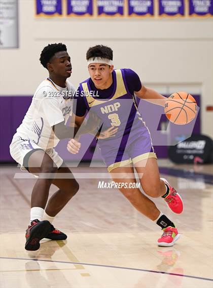 Thumbnail 2 in Notre Dame Prep vs. Oakland Tech (The Holiday Classic 2022) photogallery.