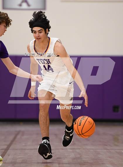 Thumbnail 2 in Notre Dame Prep vs. Oakland Tech (The Holiday Classic 2022) photogallery.