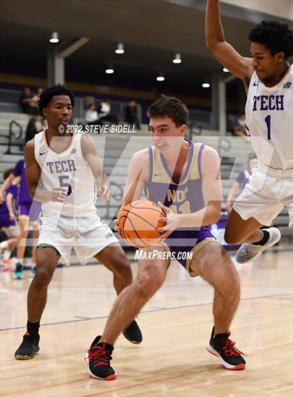 Thumbnail 2 in Notre Dame Prep vs. Oakland Tech (The Holiday Classic 2022) photogallery.