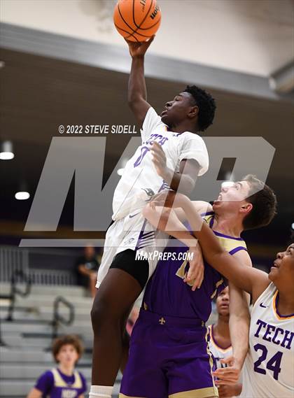 Thumbnail 2 in Notre Dame Prep vs. Oakland Tech (The Holiday Classic 2022) photogallery.