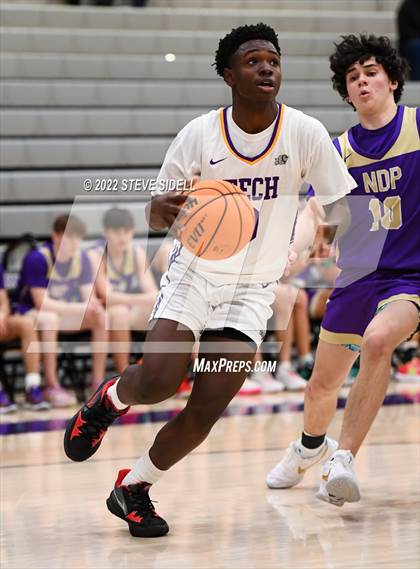Thumbnail 2 in Notre Dame Prep vs. Oakland Tech (The Holiday Classic 2022) photogallery.