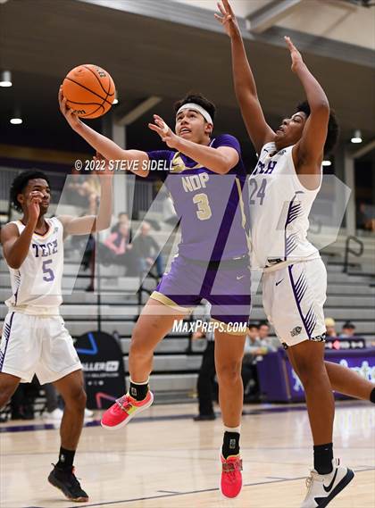 Thumbnail 2 in Notre Dame Prep vs. Oakland Tech (The Holiday Classic 2022) photogallery.