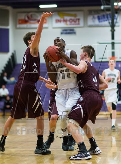 Thumbnail 2 in Morgan vs Riverton (Riverton Holiday Tournament) photogallery.
