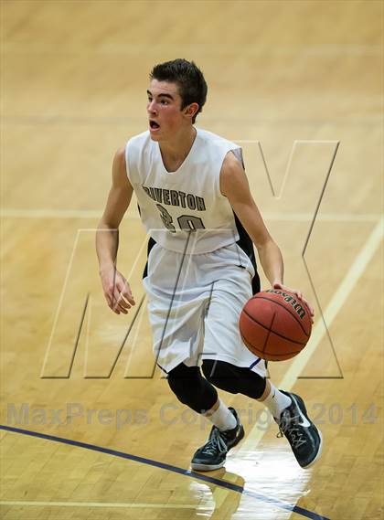 Thumbnail 3 in Morgan vs Riverton (Riverton Holiday Tournament) photogallery.