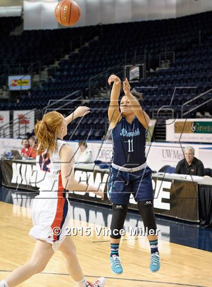Thumbnail 1 in Juanita vs. Auburn Riverside photogallery.