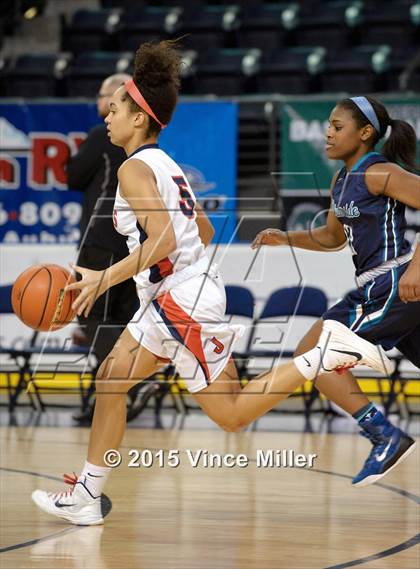 Thumbnail 1 in Juanita vs. Auburn Riverside photogallery.